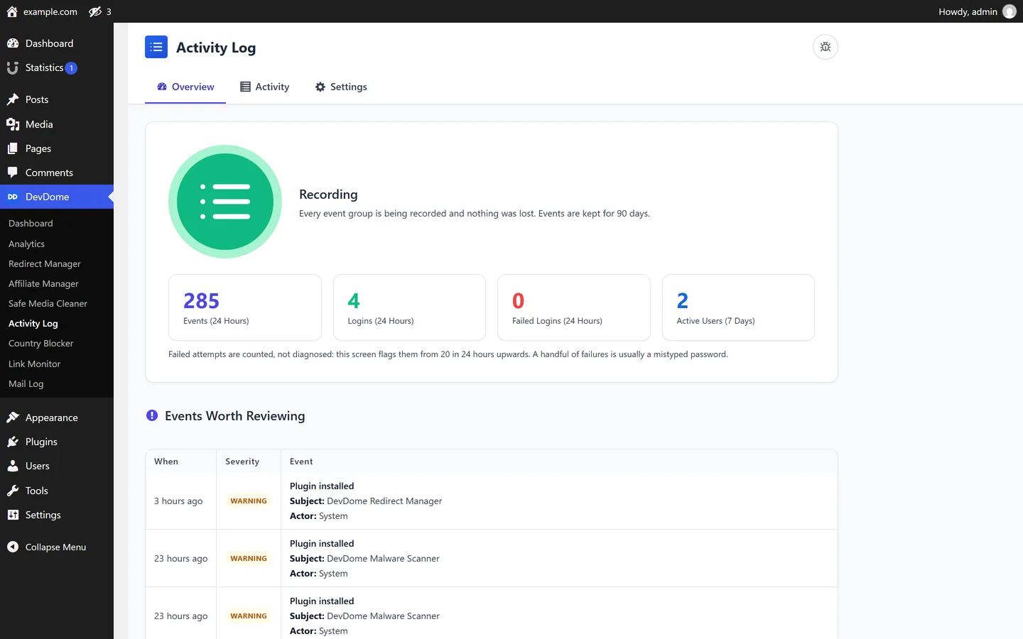 Overview showing recording status, events, logins, failed logins and active users of the last 24 hours, and events worth reviewing.